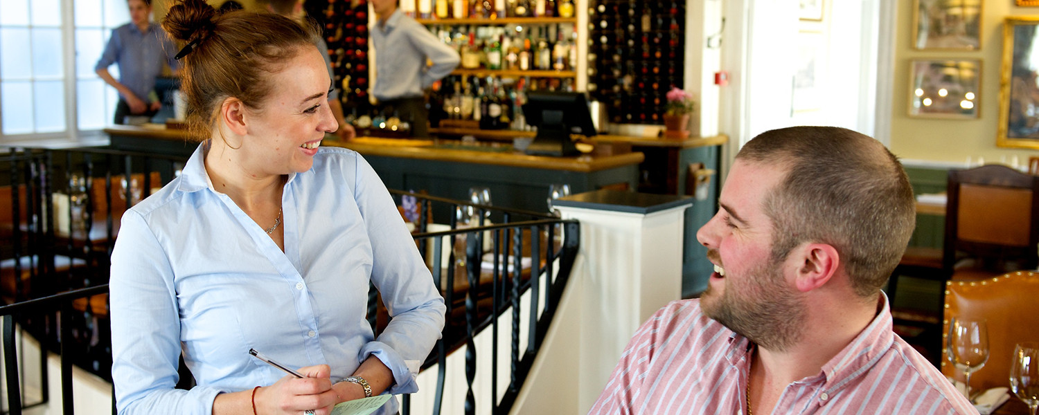 Fresh Food & Cask Ales The Mute Swan, Hampton Court