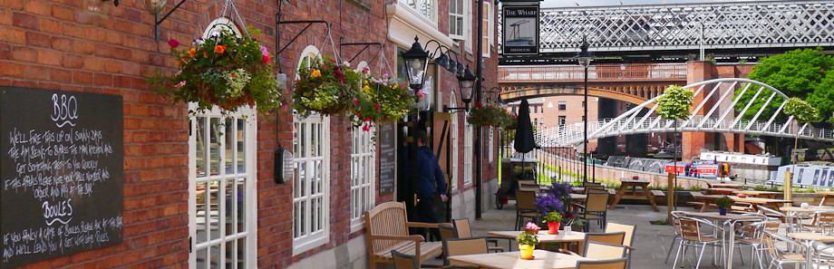 Looking For Places To Eat In Manchester Visit Our Pub - 